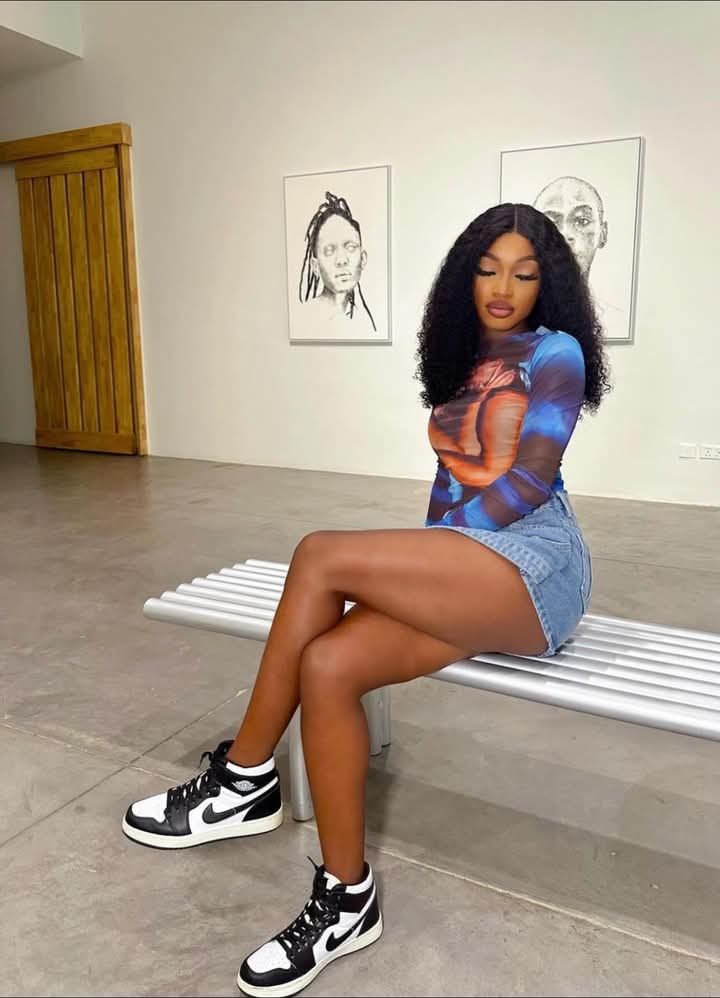 Air Jordan 1 Black & White