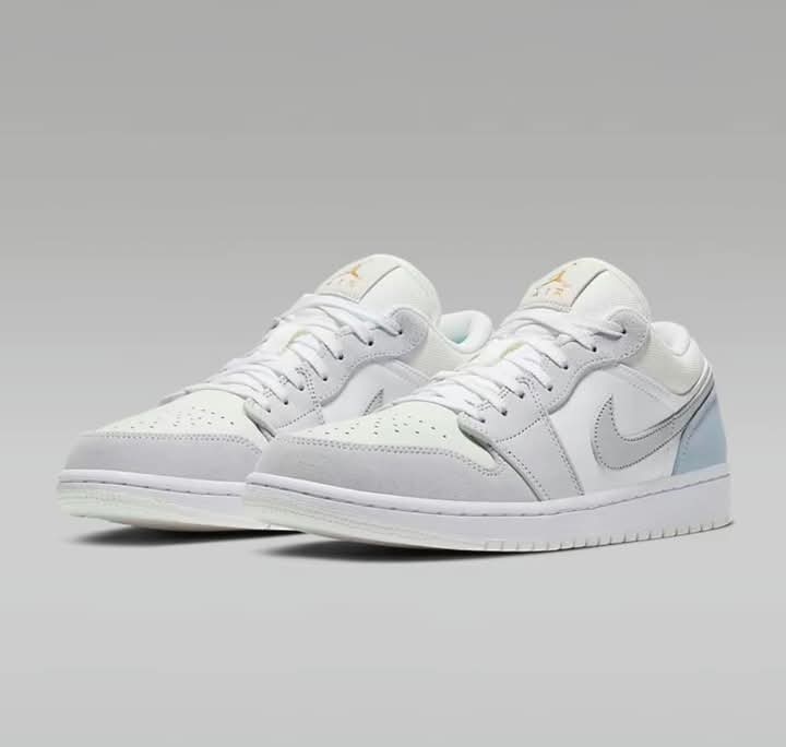 Air Jordan 1 Pow "Sky Grey"