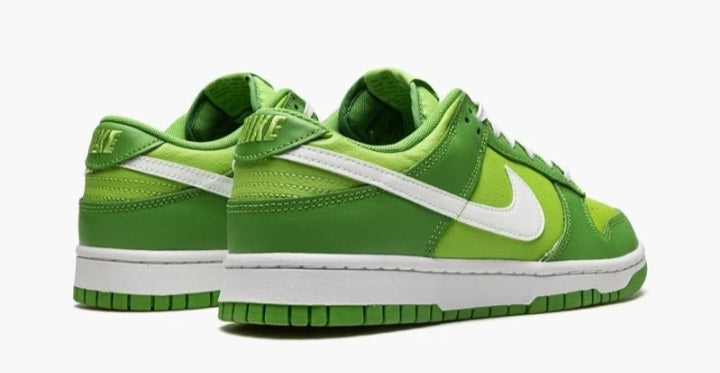 Nike Dunk Low "Chlorophyl"