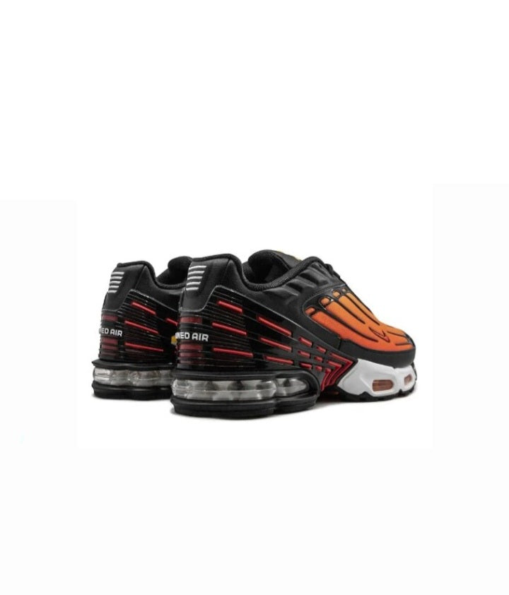 Nike Air Max Plus 3 Low Top "Black & Orange"
