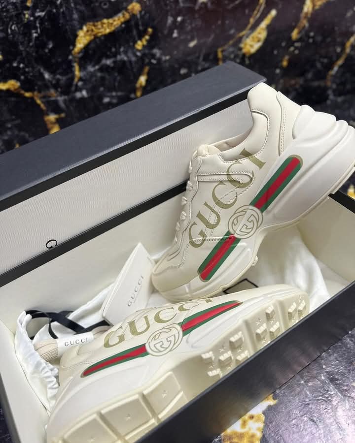 Rhyton Leather Sneaker