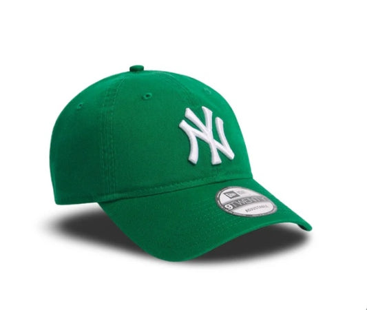 New York Yankees 9Forty Adjustable Green & White