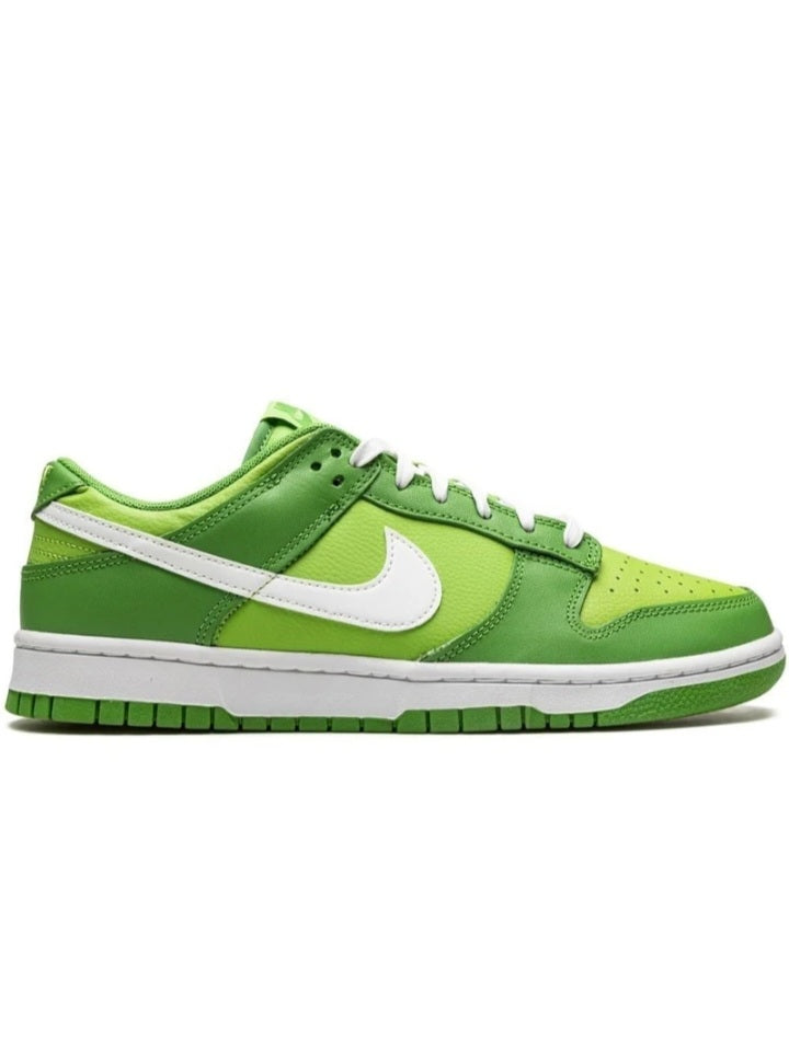 Nike Dunk Low "Chlorophyl"