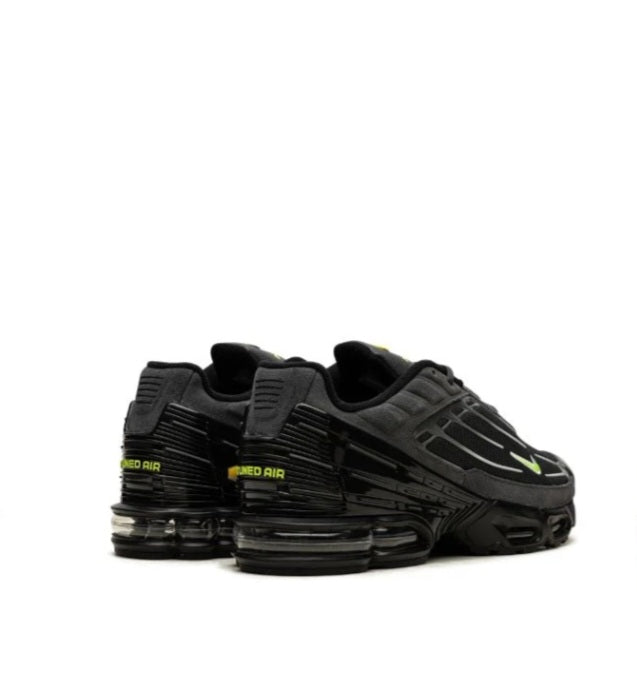 Nike Air Max Plus 3 Low Top "Black & Green"