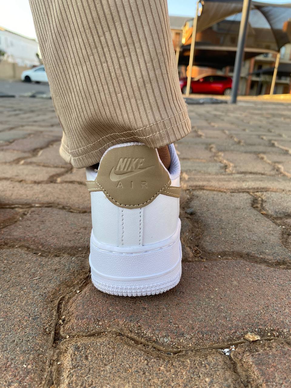 Air Force 1 Low 07 "Essential White/Beige"