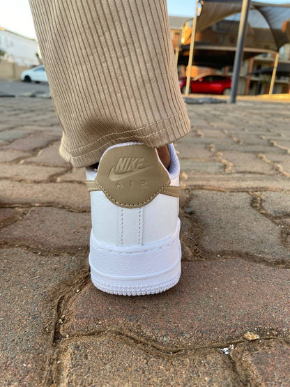 Air Force 1 Low 07 "Essential White/Beige"