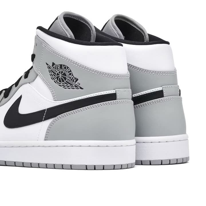 Air Jordan 1 Mid "Light Smoke Grey"