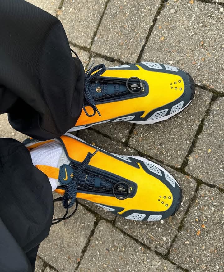 Air Max Sndr "Yellow"