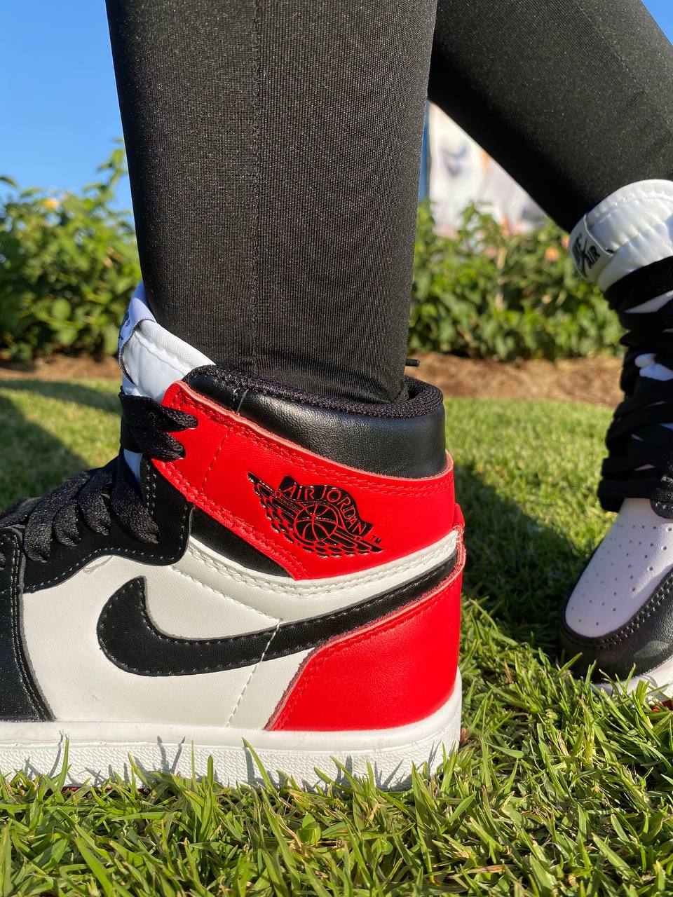 Jordan 1 Retro High Bred Toe