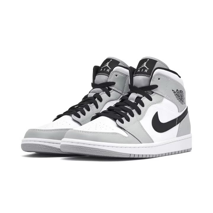 Air Jordan 1 Mid "Light Smoke Grey"