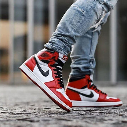Air Jordan 1 Red & White, Black